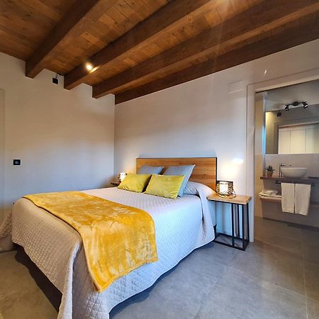 Apartament "Enclau" Turismo Rural Cal Rialla 리비아 외부 사진