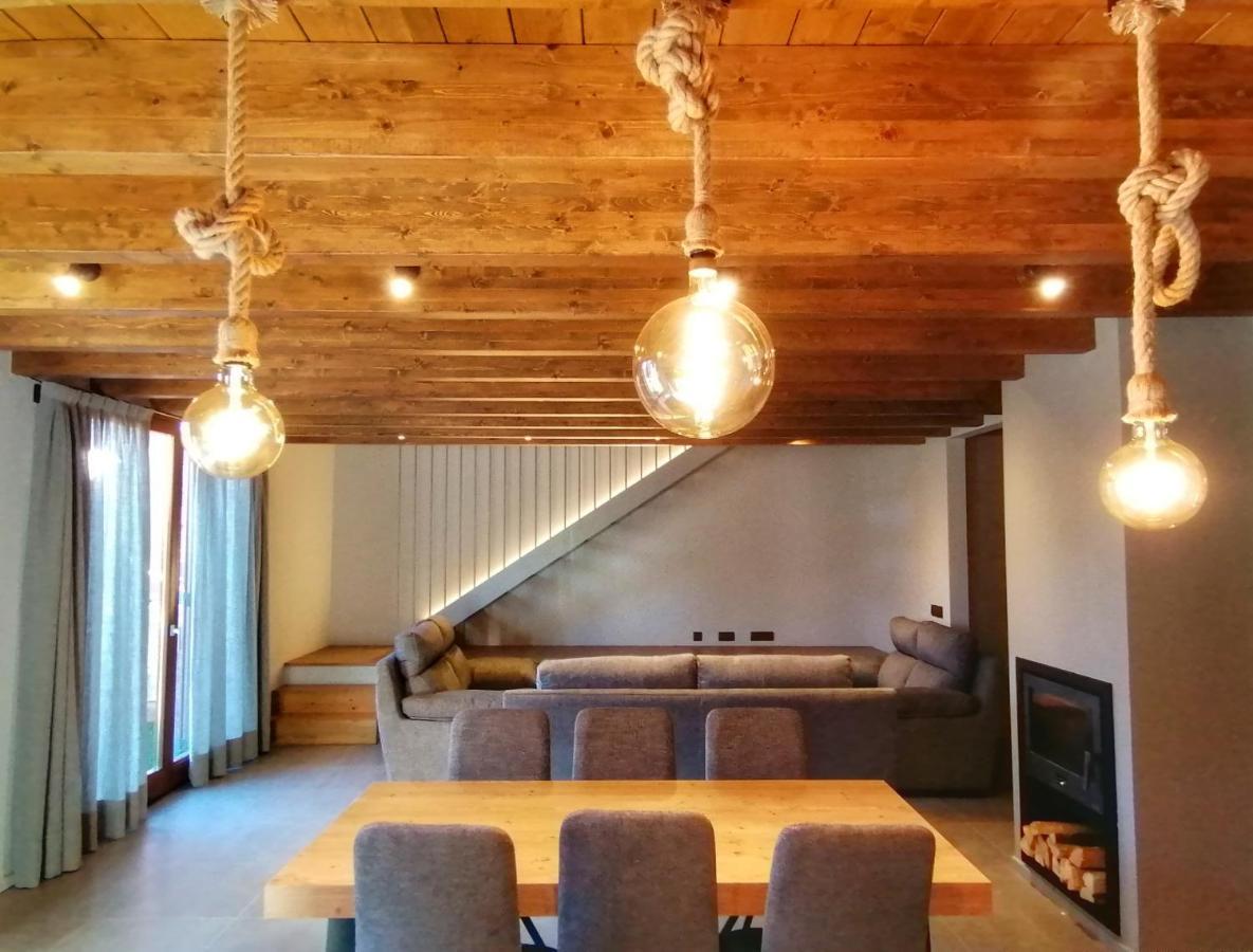 Apartament "Enclau" Turismo Rural Cal Rialla 리비아 외부 사진