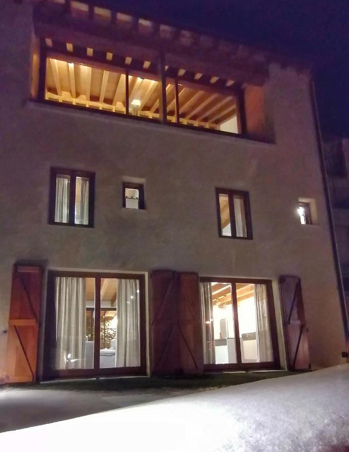Apartament "Enclau" Turismo Rural Cal Rialla 리비아 외부 사진
