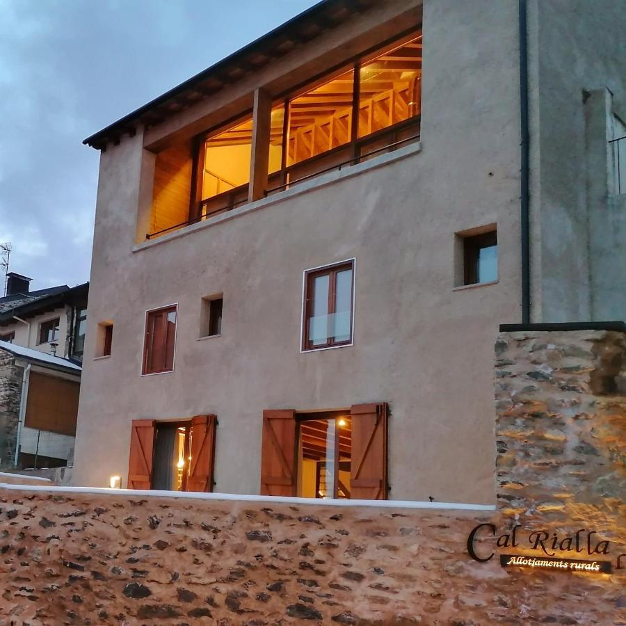 Apartament "Enclau" Turismo Rural Cal Rialla 리비아 외부 사진