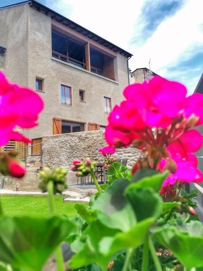 Apartament "Enclau" Turismo Rural Cal Rialla 리비아 외부 사진