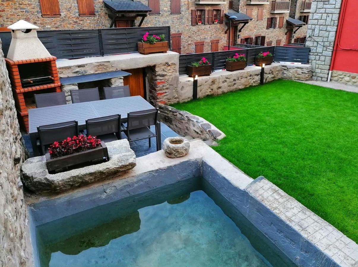 Apartament "Enclau" Turismo Rural Cal Rialla 리비아 외부 사진