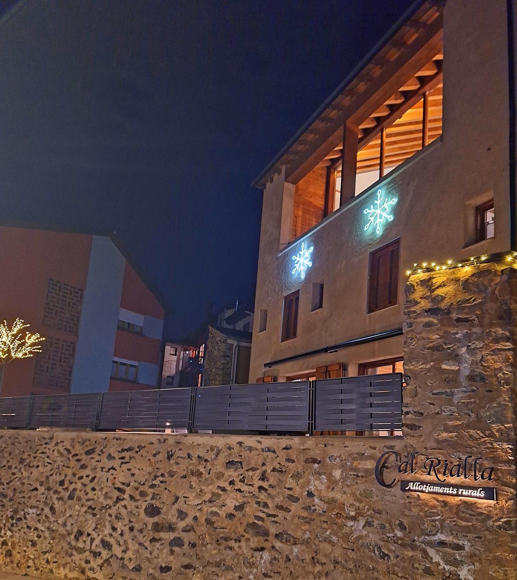 Apartament "Enclau" Turismo Rural Cal Rialla 리비아 외부 사진