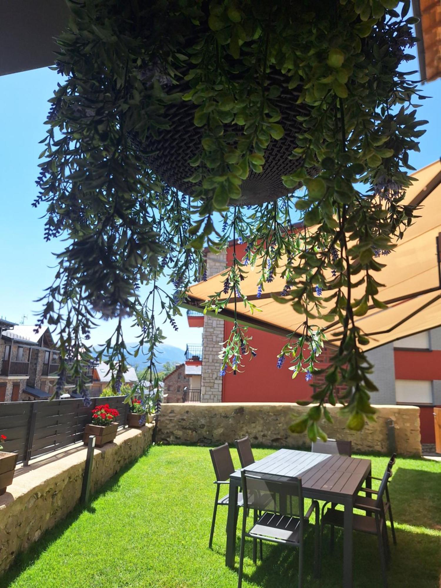 Apartament "Enclau" Turismo Rural Cal Rialla 리비아 외부 사진